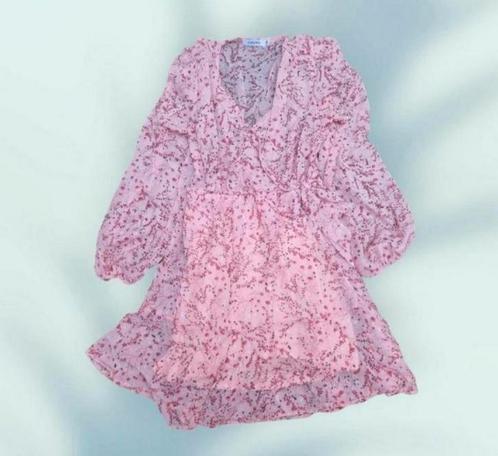 Robe JUBYLEE taille S/M 💜🩷 en excellent état, Vêtements | Femmes, Robes, Comme neuf, Taille 36 (S), Rose, Longueur genou, Enlèvement ou Envoi