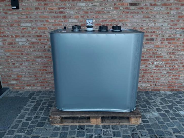 Réservoir de carburant à double paroi de 700 L  NEUF, Bricolage & Construction, Bricolage & Rénovation Autre, Neuf, Enlèvement ou Envoi