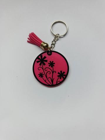 Acryl sleutelhanger  beschikbaar voor biedingen