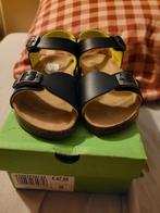 Nieuwe kipling sandalen maat 25, Ophalen