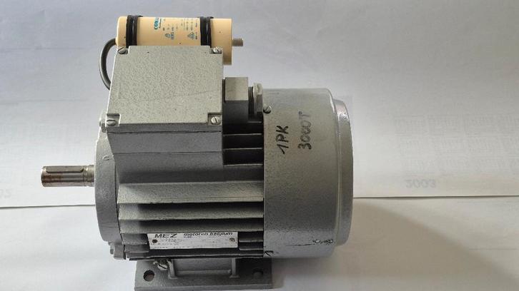 Elektromotor 0,75kW 1PK 2840tpm 230V mono, Bricolage & Construction, Bricolage & Rénovation Autre, Comme neuf, Enlèvement