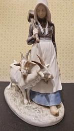 Royal Copenhagen Danemark - Jeune Fille aux Chèvres - 1961, Enlèvement ou Envoi