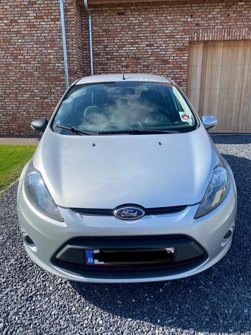 Ford Fiesta Hatchback, Achat, Boîte manuelle, 5 portes, Diesel