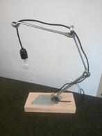 Lampe en bois métal avec clés, Maison & Meubles, Lampes | Lampes de table, Métal, Utilisé, Enlèvement ou Envoi