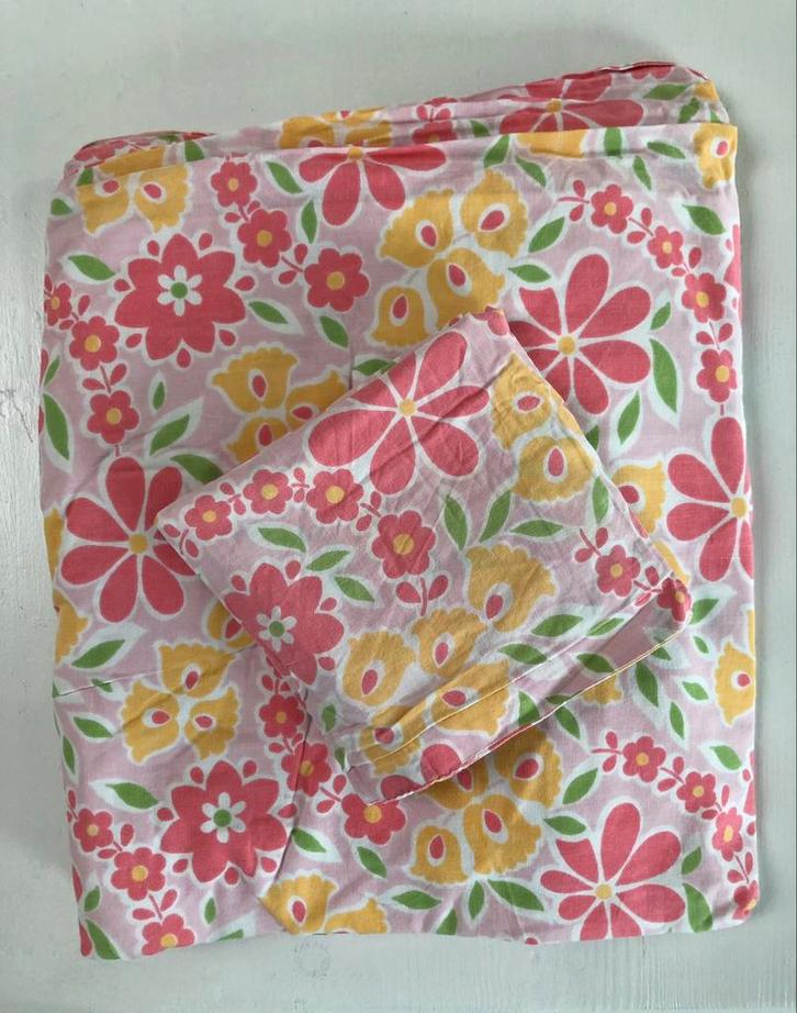 vintage dekbedovertrek en sloop roze bloemen 1 persoon, Huis en Inrichting, Slaapkamer | Beddengoed, Gebruikt, Dekbedovertrek