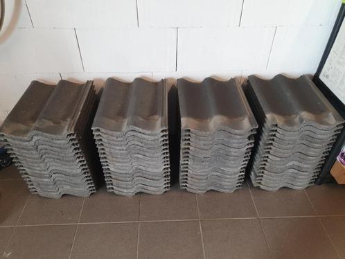 Dakpannen, 64 stuks gratis af te halen, Doe-het-zelf en Bouw, Dakpannen en Dakbedekking, Gebruikt, Dakpannen, Steen of Klei, Zwart