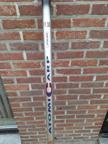 Vaste hengel (stok) atomic carp  van colmic 11.5 meter met e, Enlèvement, Comme neuf, Ligne fixe