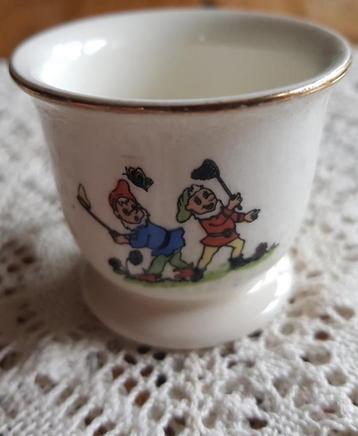 Oud Regout kabouter eierdopje met goud kleurig randje, Service complet, Enlèvement ou Envoi, Poterie, Utilisé