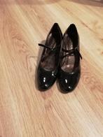 NIEUWE elegante feestelijke zwarte damesschoen, met riempje, Enlèvement ou Envoi, Comme neuf, Chaussures de danse, Buffalo