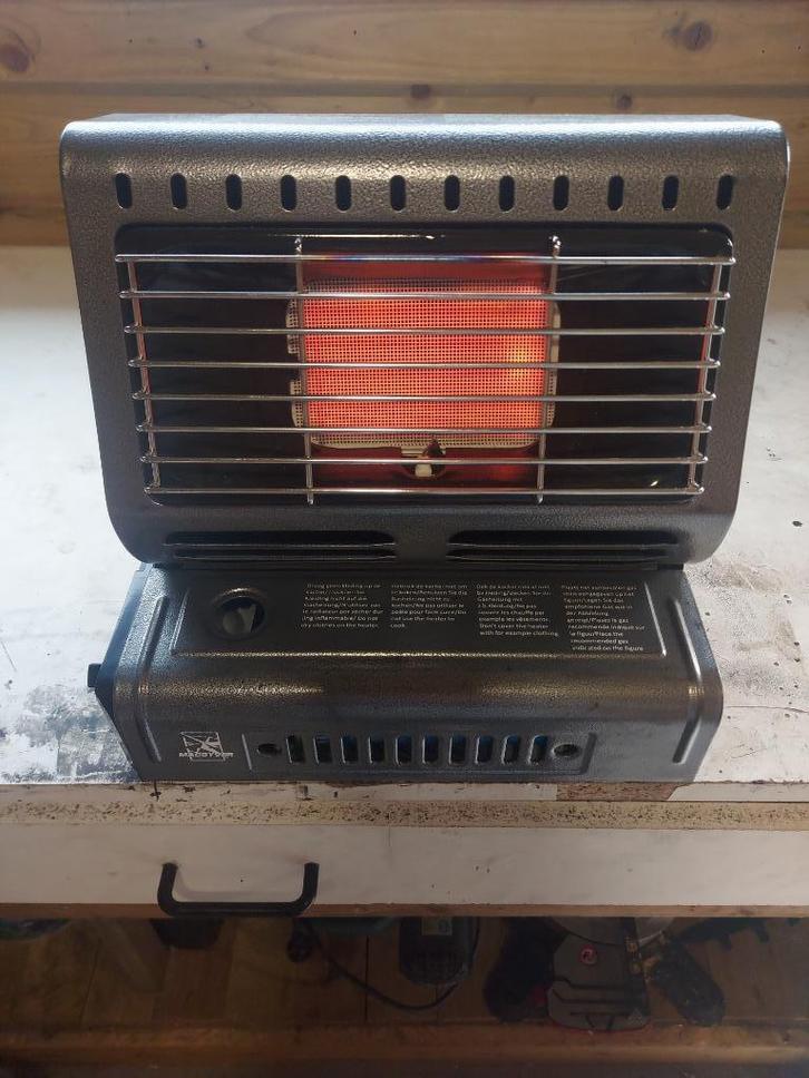 kacheltje "macgyver", Watersport en Boten, Hengelsport | Karpervissen, Zo goed als nieuw, Overige typen, Ophalen