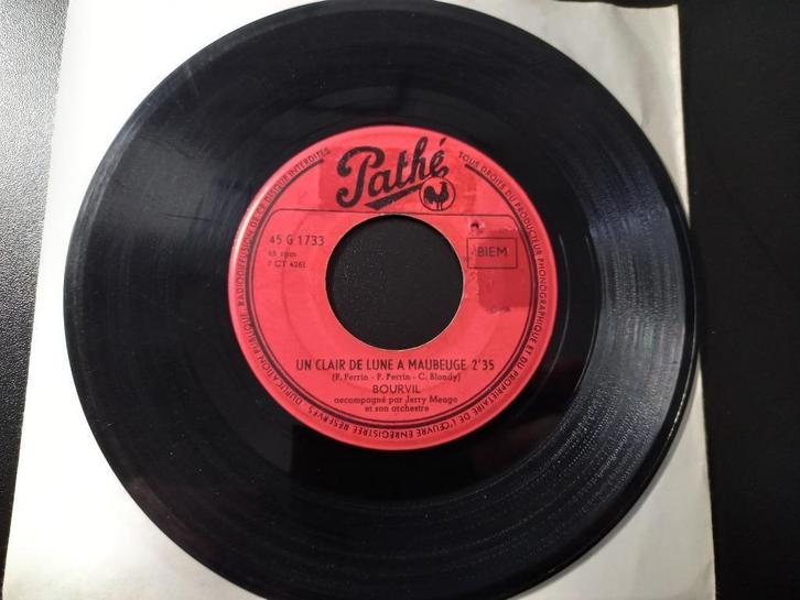 Bourvil – Un Clair De Lune A Maubeuge /Les Sourires De Paris, Cd's en Dvd's, Vinyl Singles, Gebruikt, Single, Pop, 7 inch, Ophalen of Verzenden