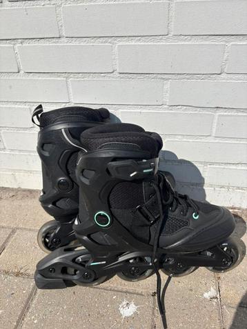 Oxelo skates maat EU 38 beschikbaar voor biedingen