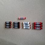 13 klosjes naaigaren nieuw, Hobby en Vrije tijd, Ophalen of Verzenden, Nieuw, Garen of Naald(en)