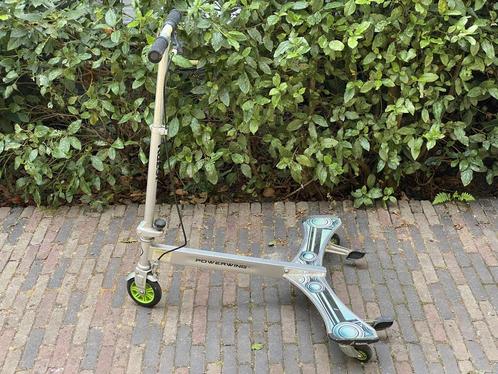 Vlinder step, Fietsen en Brommers, Steps, Zo goed als nieuw, Gewone step, Ophalen
