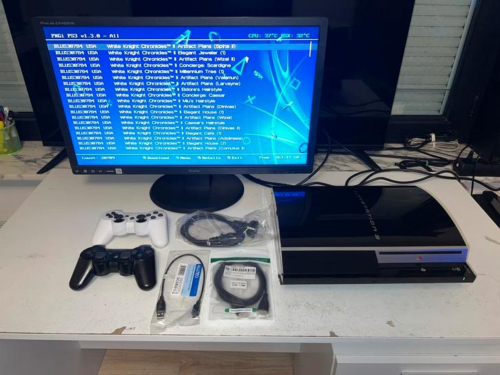 playstation 3 - (CFW) - cechl04 - 320gb, Games en Spelcomputers, Spelcomputers | Sony Consoles | Accessoires, Zo goed als nieuw