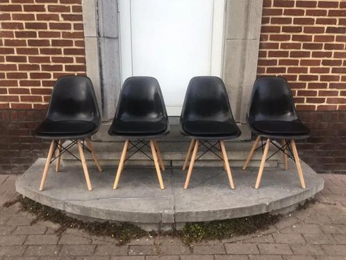 4 x Vintage DSW Eames - Herman Miller Fiberglass Chairs, Maison & Meubles, Chaises, Utilisé, Quatre, Noir, Enlèvement ou Envoi