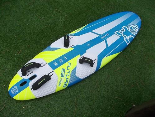 Planche Starboard Futura 99 wood, Sports nautiques & Bateaux, Planche à voile, Comme neuf, Planche, Moins de 250 cm, 5 à 7 m²