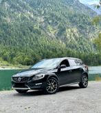 Volvo v60 cross country, Auto's, Volvo, Voorwielaandrijving, 4 cilinders, Zwart, Leder