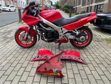 Honda VFR750 1993 project beschikbaar voor biedingen