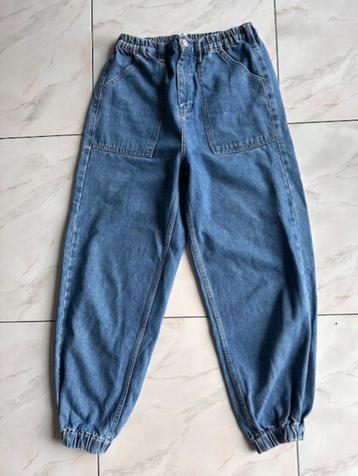 Jeans BDG taille W28 (nr8121) 