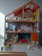 Houten poppenhuis met accessoires, Ophalen, Gebruikt, Poppenhuis