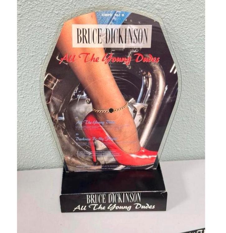 BRUCE DICKINSON All the young dudes SIGNED Cut-To-Shape LP, Verzamelen, Muziek, Artiesten en Beroemdheden, Zo goed als nieuw, Cd of Plaat