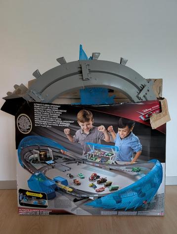 Cars 3 Ultimate Florida Speedway Racebaan beschikbaar voor biedingen