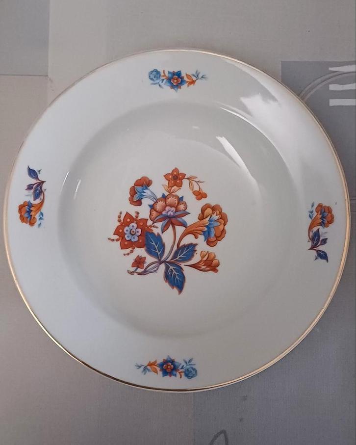 Eetservies, Huis en Inrichting, Keuken | Servies, Zo goed als nieuw, Bord(en), Ophalen