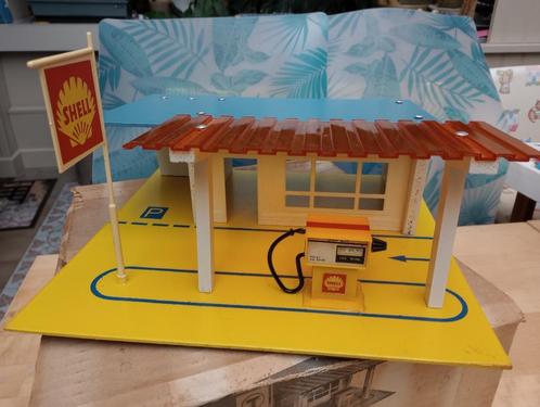VERO DDR houten garage  1/24, Hobby en Vrije tijd, Modelauto's | 1:24, Zo goed als nieuw, Overige typen, Ophalen of Verzenden