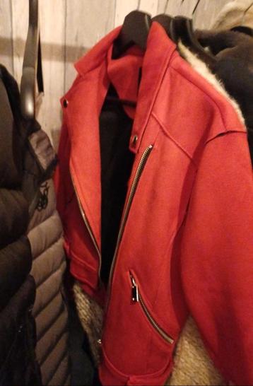 Rood biker jasje Bershka maat 36 beschikbaar voor biedingen