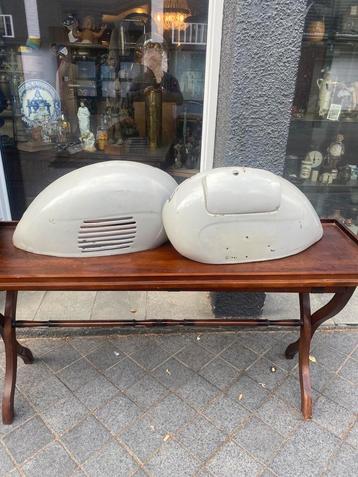 Set van twee spatborden, afkomstig Vintage Vespa. beschikbaar voor biedingen