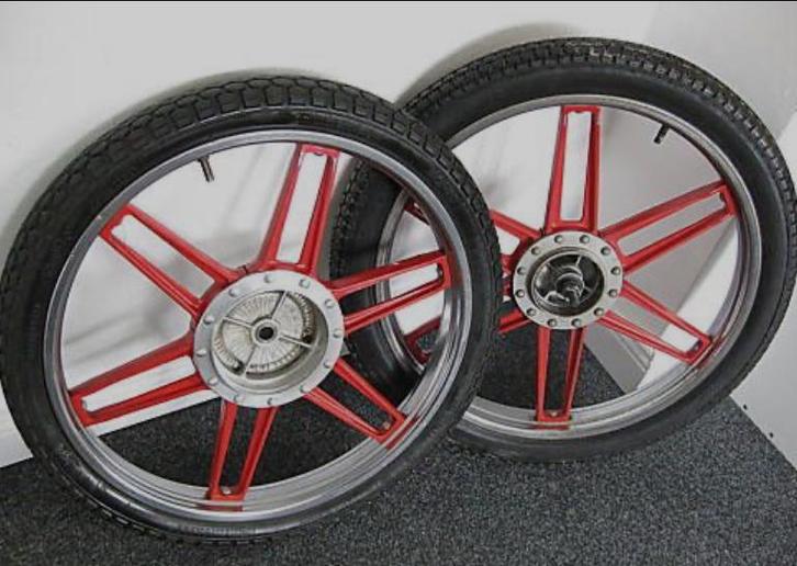Opgemaakt setje honda camino velgen zonder schade, Fietsen en Brommers, Brommeronderdelen | Algemeen, Zo goed als nieuw, Overige typen