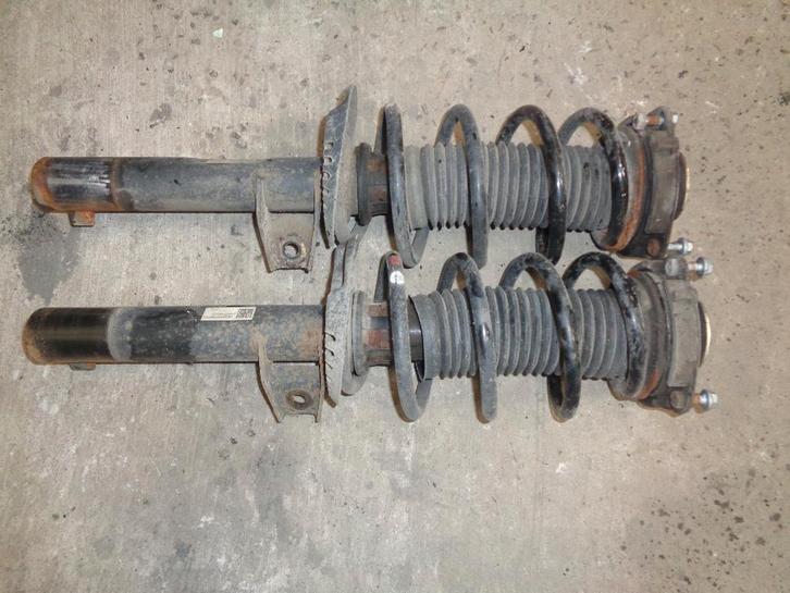 A vendre amortisseurs Audi A3 VW Golf 5 6, Autos : Pièces & Accessoires, Suspension & Châssis, Audi, Volkswagen, Utilisé, Enlèvement