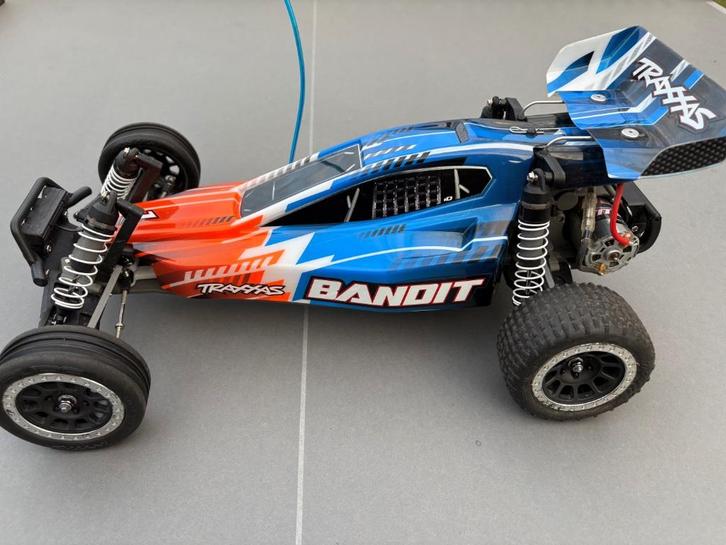 Traxxas Bandit incl batterij, Hobby en Vrije tijd, Modelbouw | Radiografisch | Auto's, Zo goed als nieuw, Auto offroad, Elektro