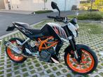 KTM DUKE 390 * 12.000 km * Akrapovic, Motoren, 390 cc, Bedrijf, Sport, Minimaal motorrijbewijs A2