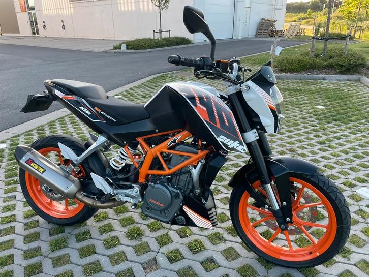 KTM DUKE 390 * 12.000 km * Akrapovic, Motoren, Motoren | KTM, Bedrijf, Sport, 12 t/m 35 kW, 1 cilinder, Minimaal motorrijbewijs A2