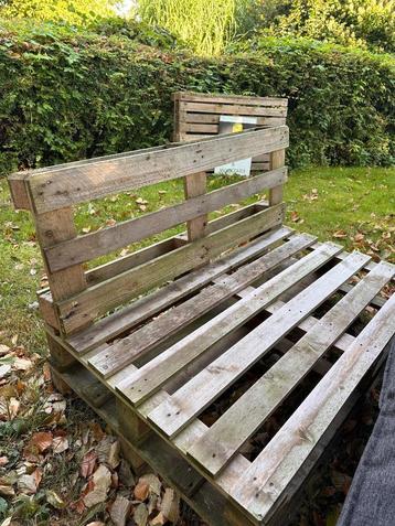 Pallet lounge  beschikbaar voor biedingen