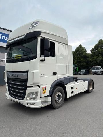 DAF XF SUPER SPACE CAB ZF INTARDER, different location : TRU beschikbaar voor biedingen