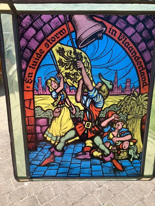 Glas in lood: Klokke Roeland, Antiek en Kunst, Antiek | Glaswerk en Kristal, Ophalen