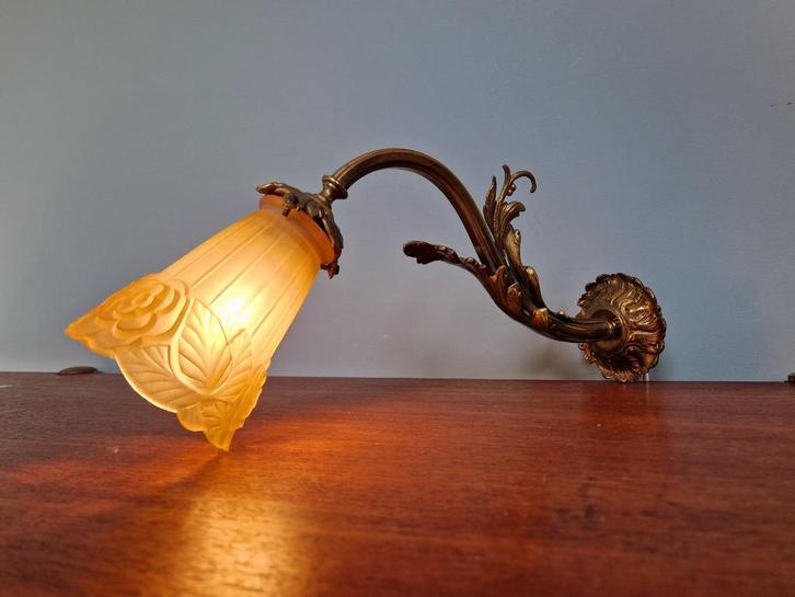 Art Deco wandlamp in brons en gesatineerd glas, 1920, Antiek en Kunst, Antiek | Verlichting, Ophalen of Verzenden