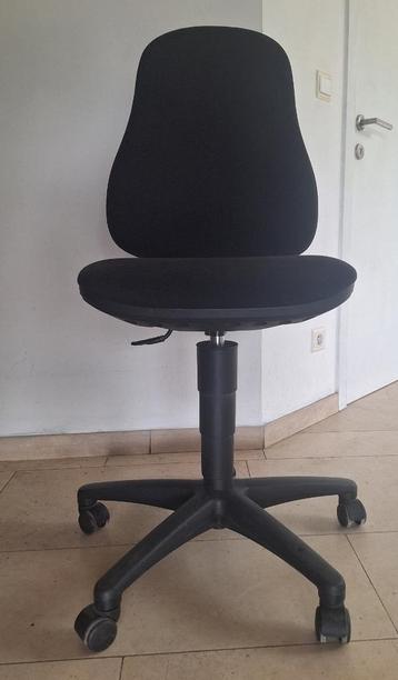 bureaustoelen  beschikbaar voor biedingen