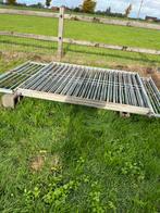 Grijze hondekennels, Dieren en Toebehoren, Ophalen, Gebruikt