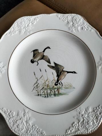  Marlborough Old English Ironstone, gepr beschikbaar voor biedingen