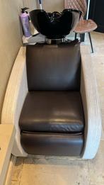 Kapper wasbak en 2 stoelen kapsalon, Ophalen, Gebruikt, Bruin, Twee