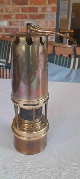 KOPEREN originele MIJNLAMP beschikbaar voor biedingen