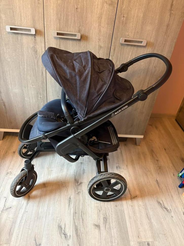 Poussette 4 roues Maxi-Cosi Nova - Nomad, Kinderen en Baby's, Buggy's, Zo goed als nieuw, Maxi-Cosi, Ophalen