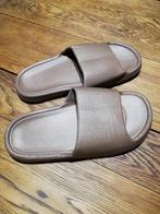 Mules légères 36/37  brun foncé, Vêtements | Femmes, Chaussures, Neuf, Enlèvement ou Envoi, Brun, Sandales de bain