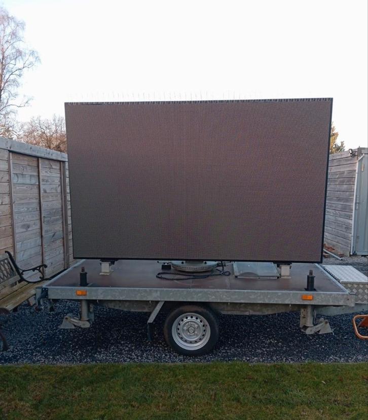 aanhangwagen met mast op en evt. led scherm op, Autos : Divers, Remorques, Utilisé, Enlèvement