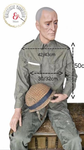 Handgeschilderde realistische zittende smalle mannequin  beschikbaar voor biedingen
