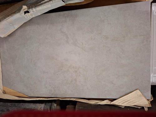 Carrelage + Plinthes gris légèrement marbré NEUF, Doe-het-zelf en Bouw, Tegels, Ophalen